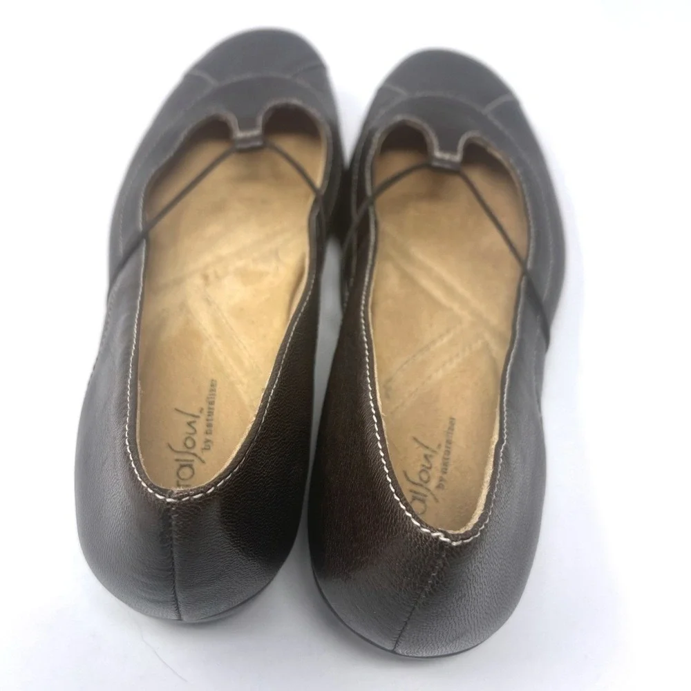 Natural Soul by Naturalizer Women's 8.5 Brown Mary Jane Comfort Flats Shoes EUC